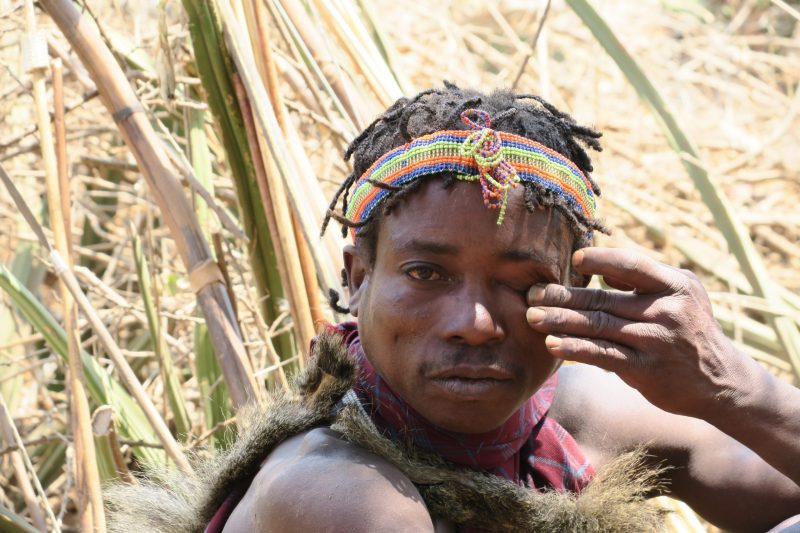 Cacciatore Hadzabe tribù Tanzania